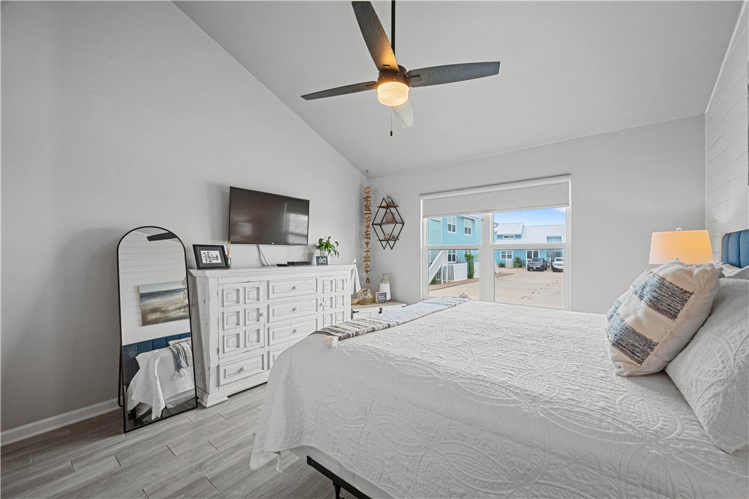 2292 North Fulton Beach Road, Unit 303 Rockport, TX 78382 - Photo 20 of 40