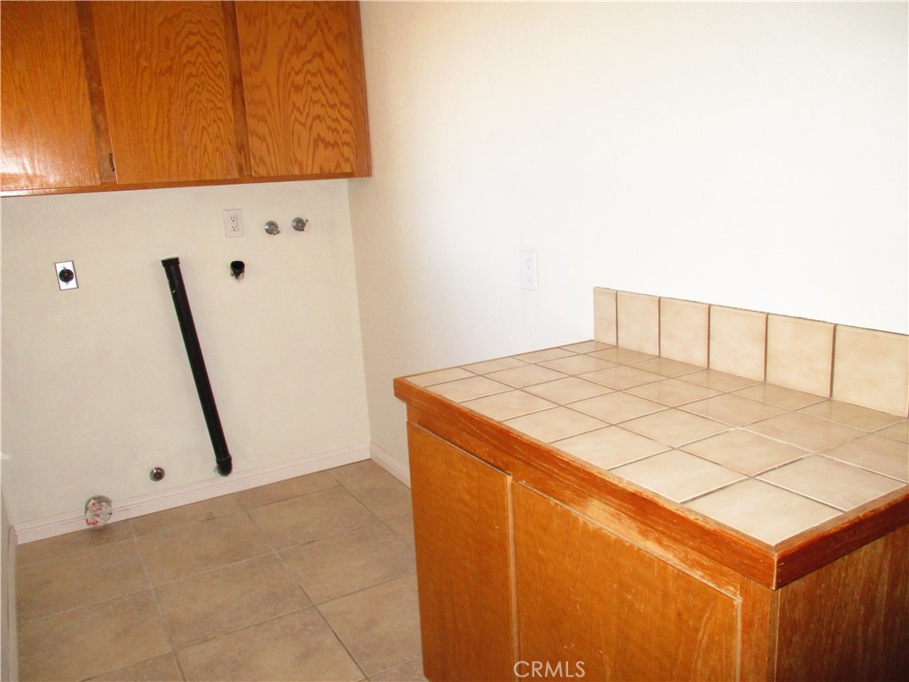 15412 Myalon Road Apple Valley, CA 92307 - Photo 33 of 56