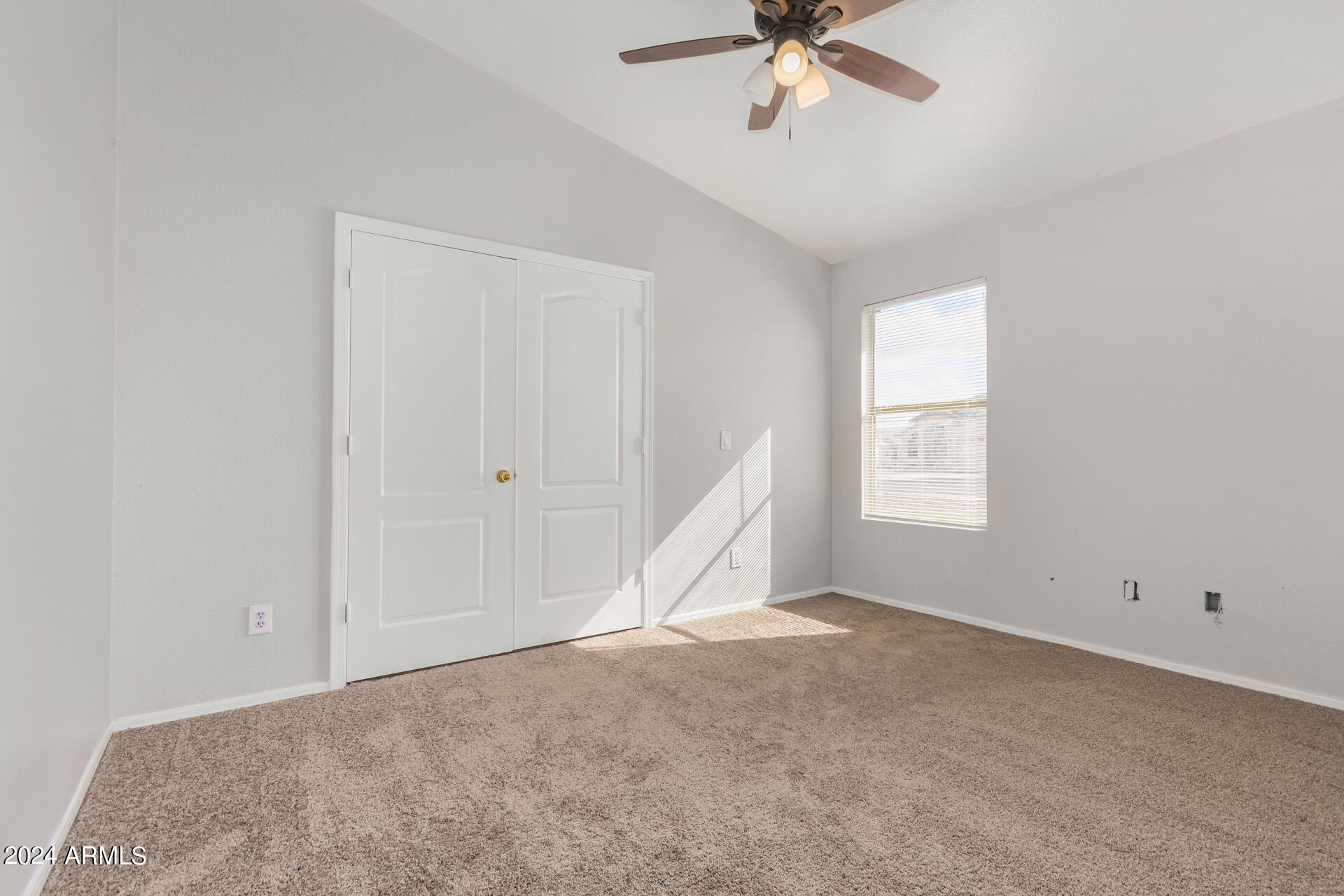 2342 East Smoke Tree Road Gilbert, AZ 85296 - Photo 12 of 16 02 - Smoke