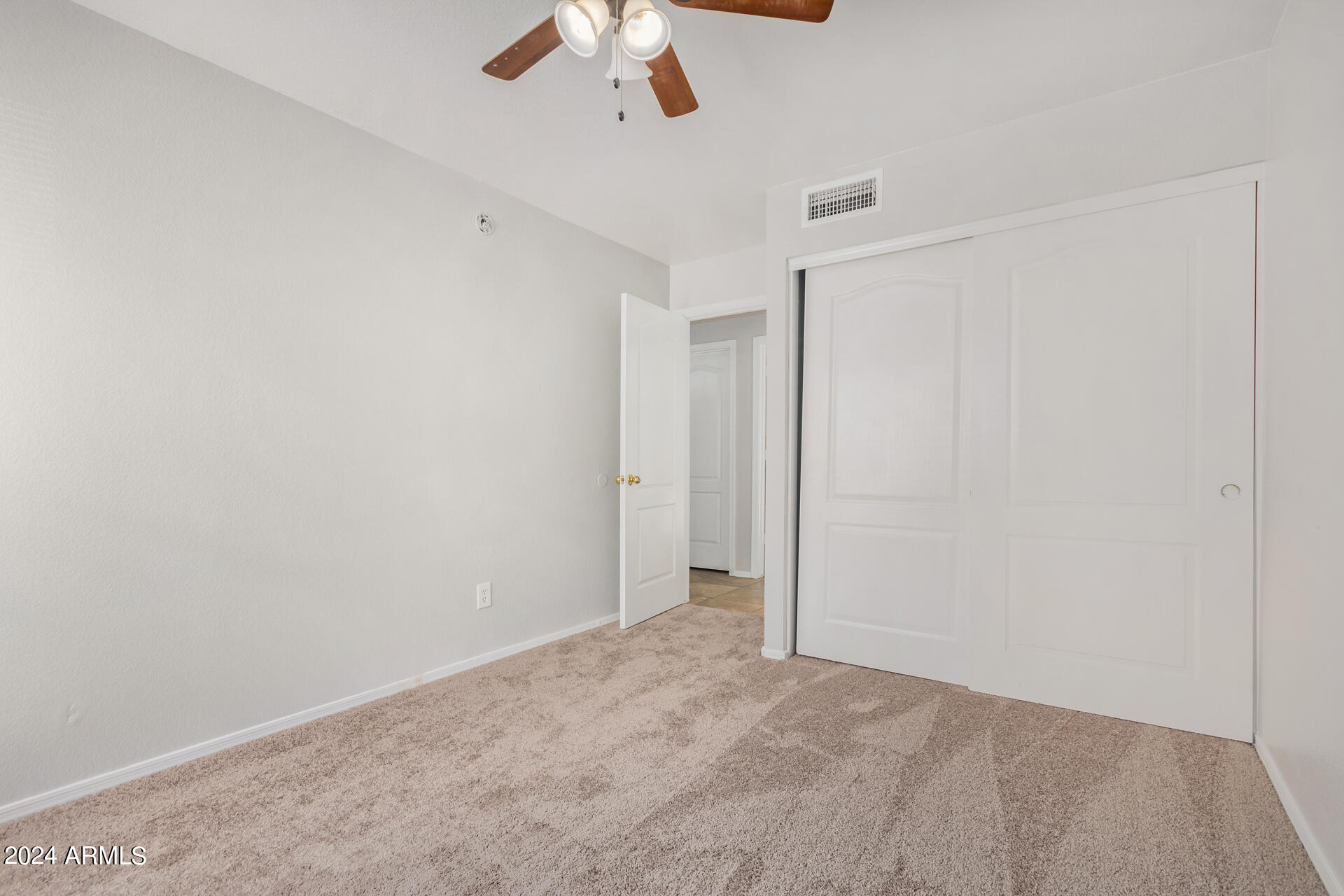 2342 East Smoke Tree Road Gilbert, AZ 85296 - Photo 13 of 16 03 - Smoke
