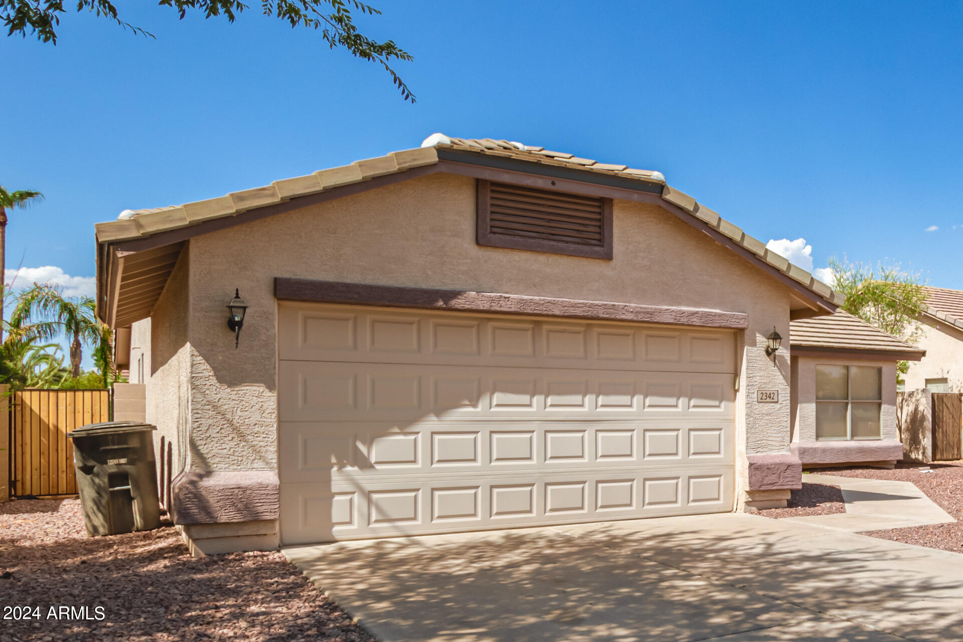 2342 East Smoke Tree Road Gilbert, AZ 85296 - Photo 3 of 16 0006-06 - Smoke Tree