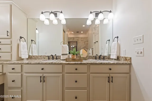 $750,000 | 323 Richland Avenue, Lafayette, LA 70508