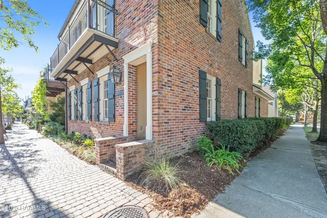 $750,000 | 323 Richland Avenue, Lafayette, LA 70508