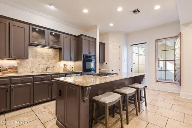 $750,000 | 323 Richland Avenue, Lafayette, LA 70508