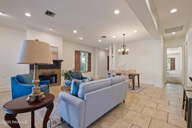 $750,000 | 323 Richland Avenue, Lafayette, LA 70508