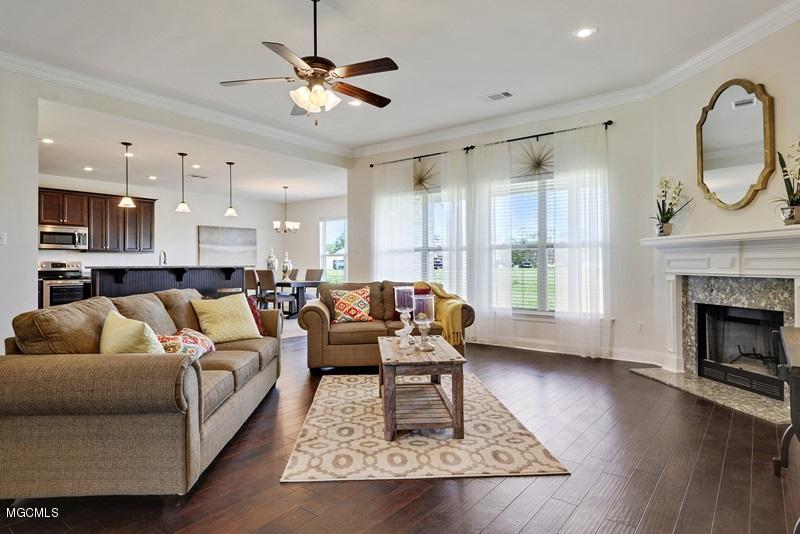 14450 North Swan Road Gulfport, MS 39503 - Photo 2 of 12 002_1600x1067_mls