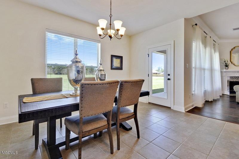 14450 North Swan Road Gulfport, MS 39503 - Photo 4 of 12 004_1600x1067_mls