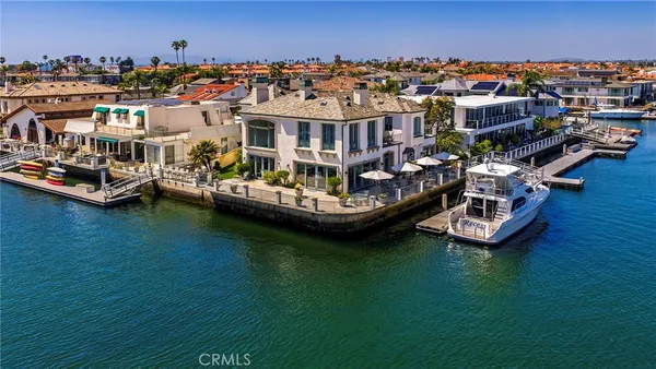$7,250,000 | 3322 Devon Circle, Huntington Beach, CA 92649