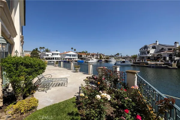 $7,250,000 | 3322 Devon Circle, Huntington Beach, CA 92649