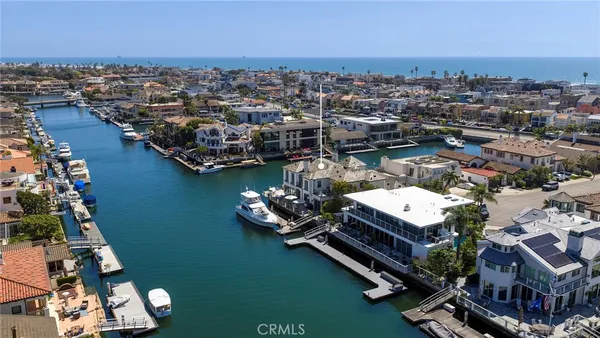 $7,250,000 | 3322 Devon Circle, Huntington Beach, CA 92649