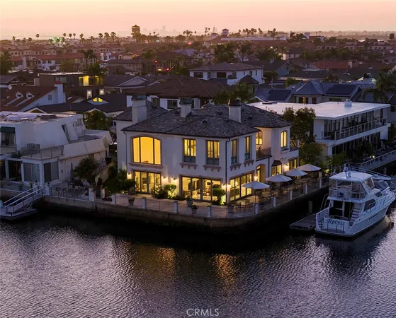 $7,250,000 | 3322 Devon Circle, Huntington Beach, CA 92649