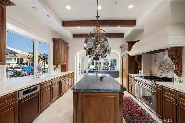 $7,250,000 | 3322 Devon Circle, Huntington Beach, CA 92649