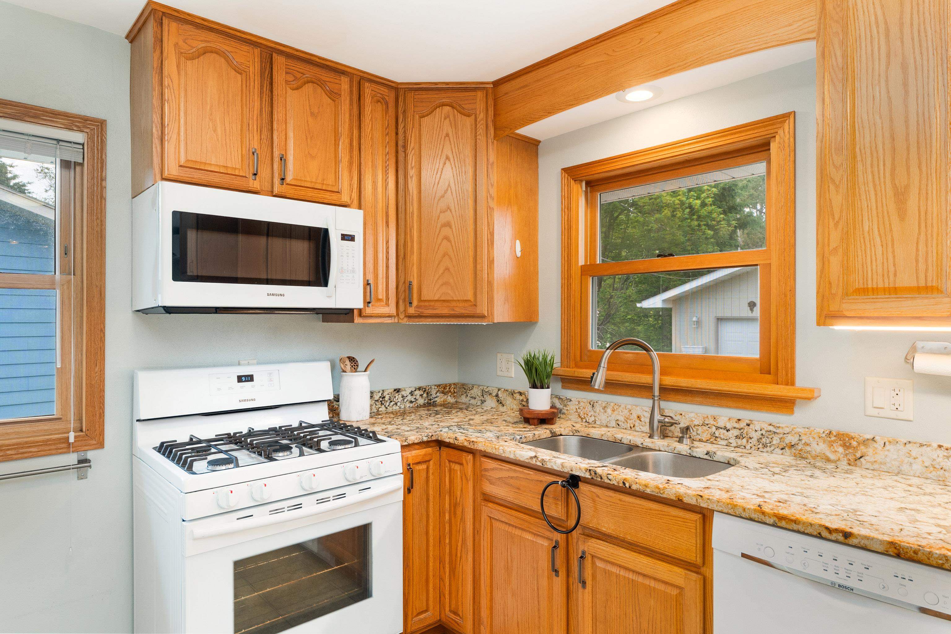 318 Marshall Street Duluth, MN 55803 - Photo 19 of 50