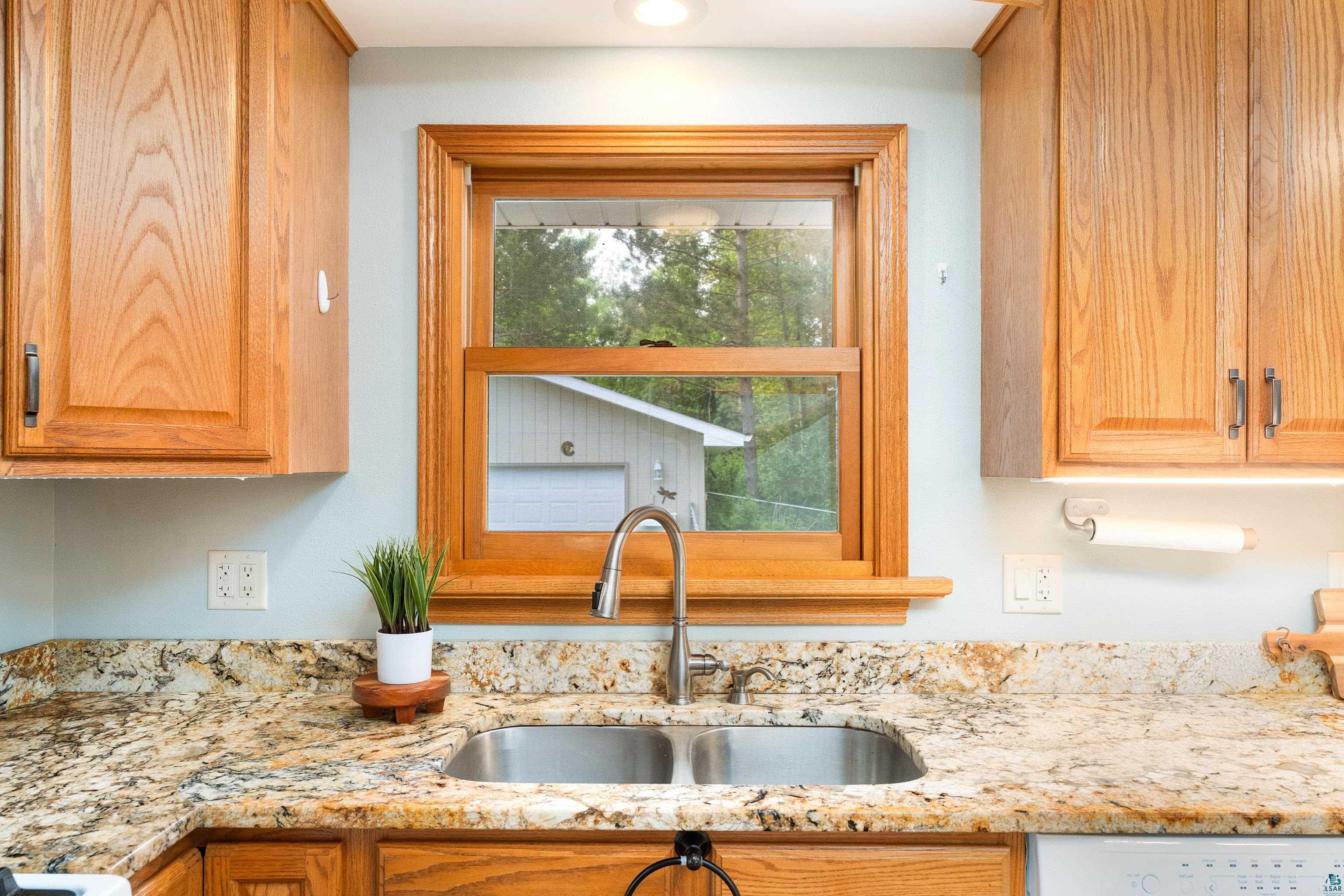 318 Marshall Street Duluth, MN 55803 - Photo 20 of 50