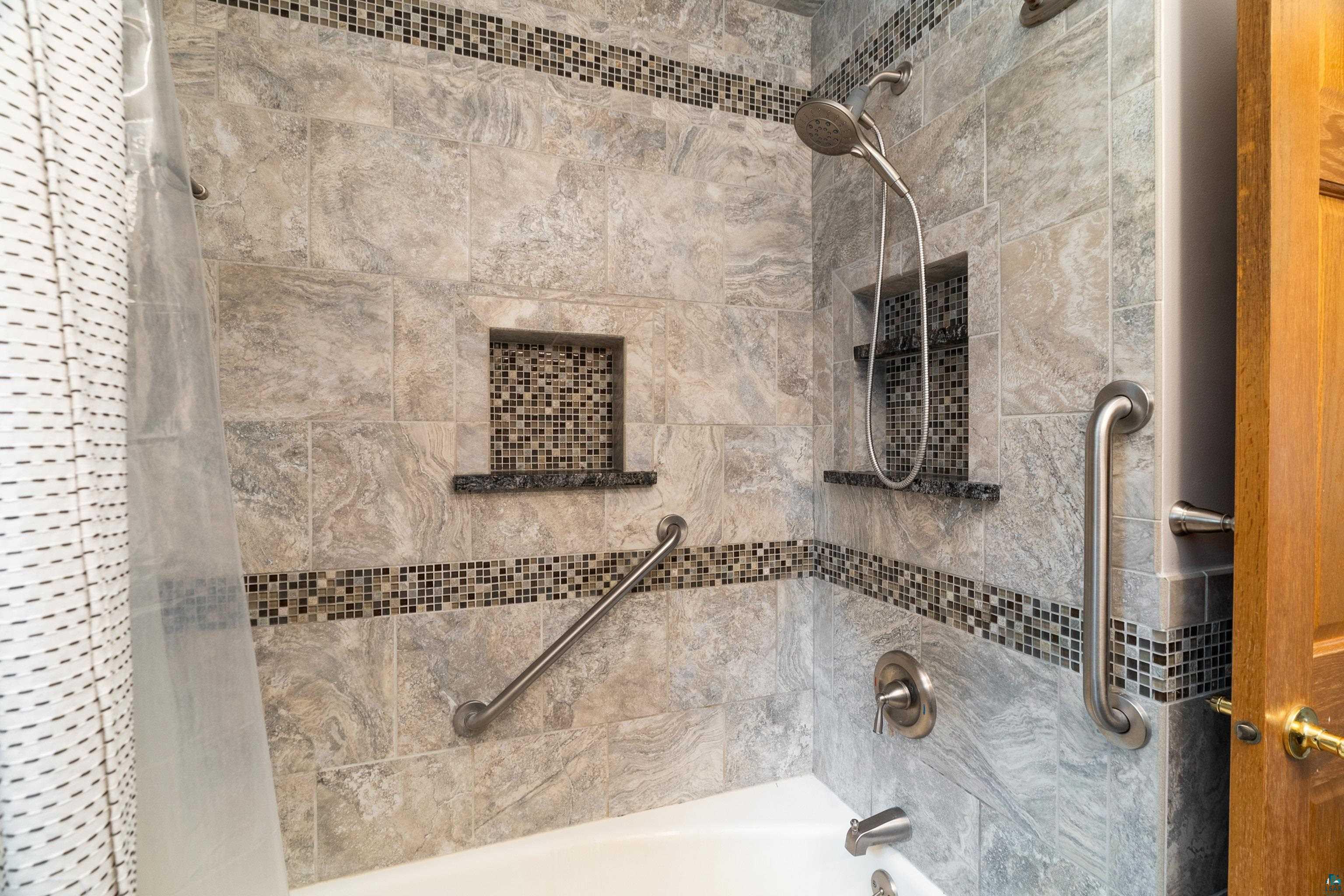 318 Marshall Street Duluth, MN 55803 - Photo 29 of 50