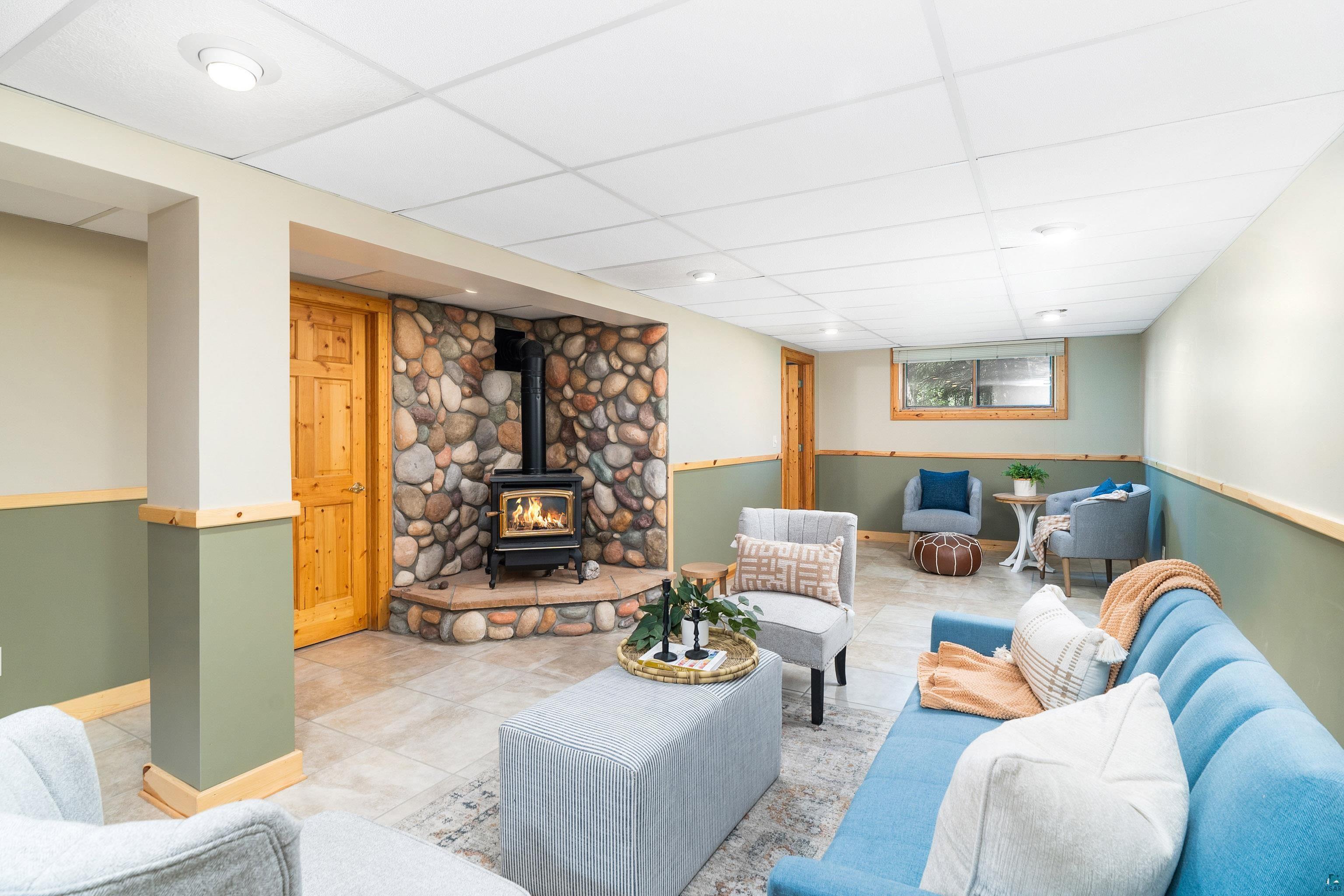 318 Marshall Street Duluth, MN 55803 - Photo 37 of 50