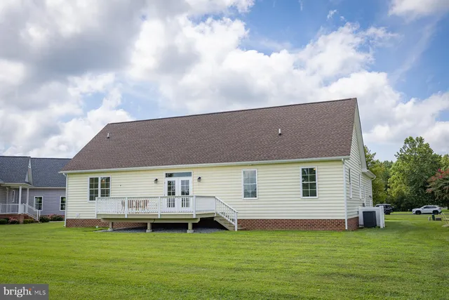 $429,500 | 66 Old Field Road, Irvington, VA 22480