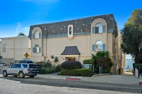 $3,695,000 | 3828 Riviera Drive, Unit 2B, San Diego, CA 92109