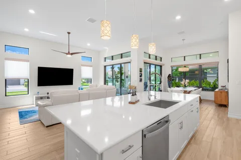 $895,000 | 11975 Vivar Run, Parkland, FL 33076