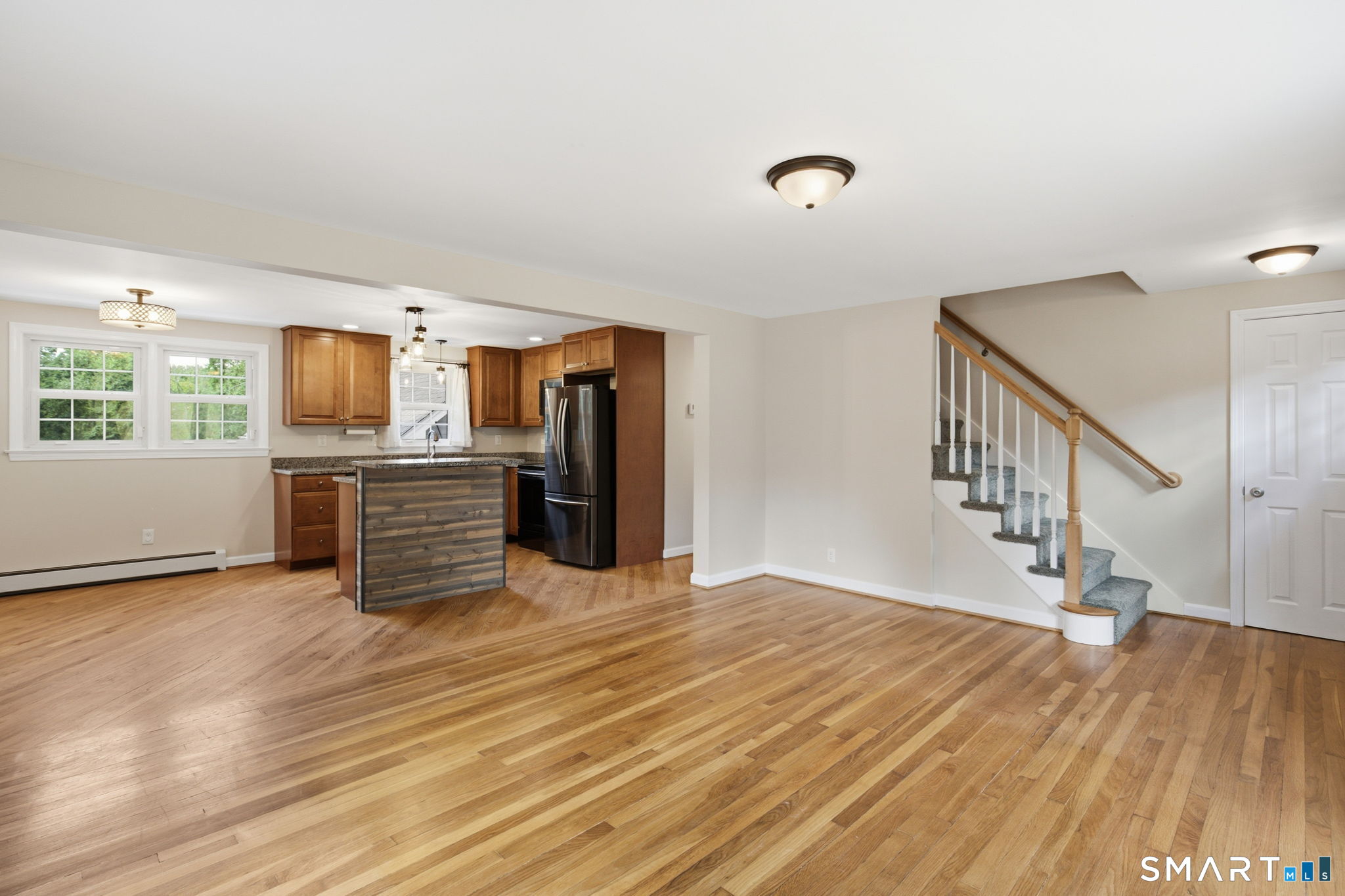 10 Eaton Road Tolland, CT 06084 - Photo 7 of 37