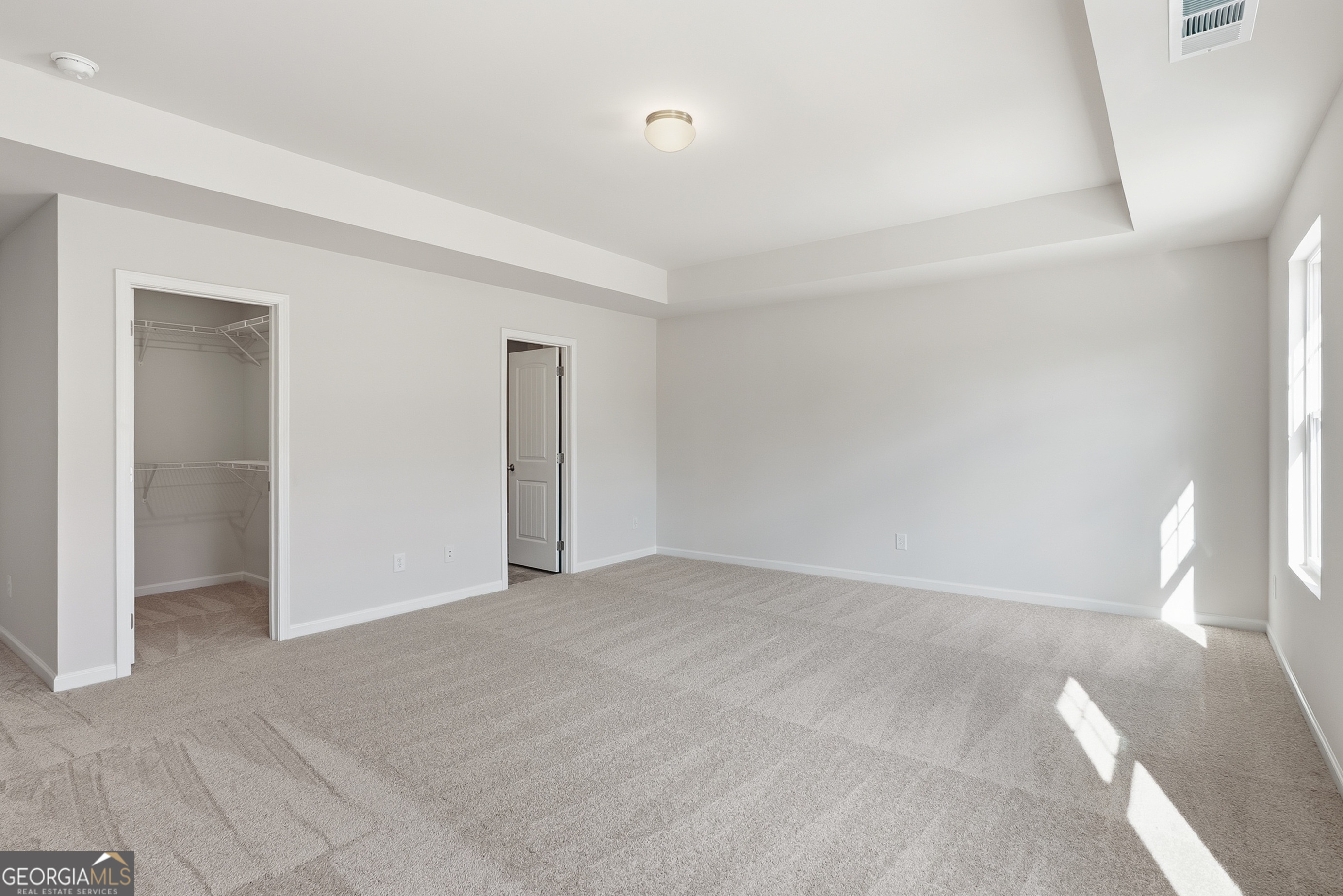 28 Umber Lane Newnan, GA 30263 - Photo 13 of 26 Primary Bedroom