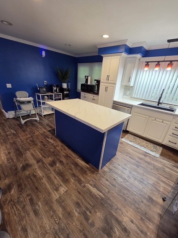 10 Wayne Street Fall River, MA 02721 - Photo 7 of 12 Gallery Image 7