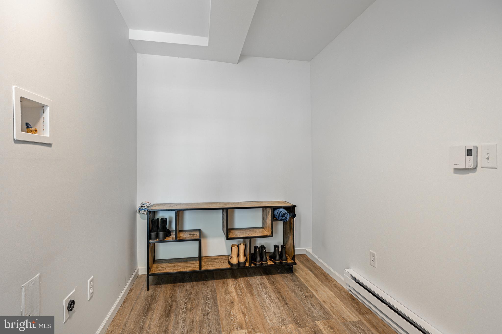 466 Barclay Road Bryn Mawr, PA 19010 - Photo 27 of 62 Mudroom laundry room