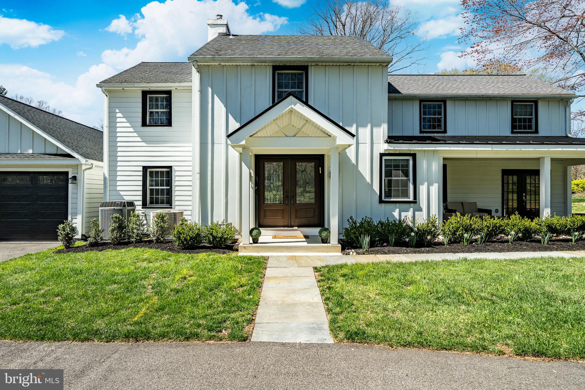 466 Barclay Road Bryn Mawr, PA 19010 - Photo 6 of 62 Portico Entry