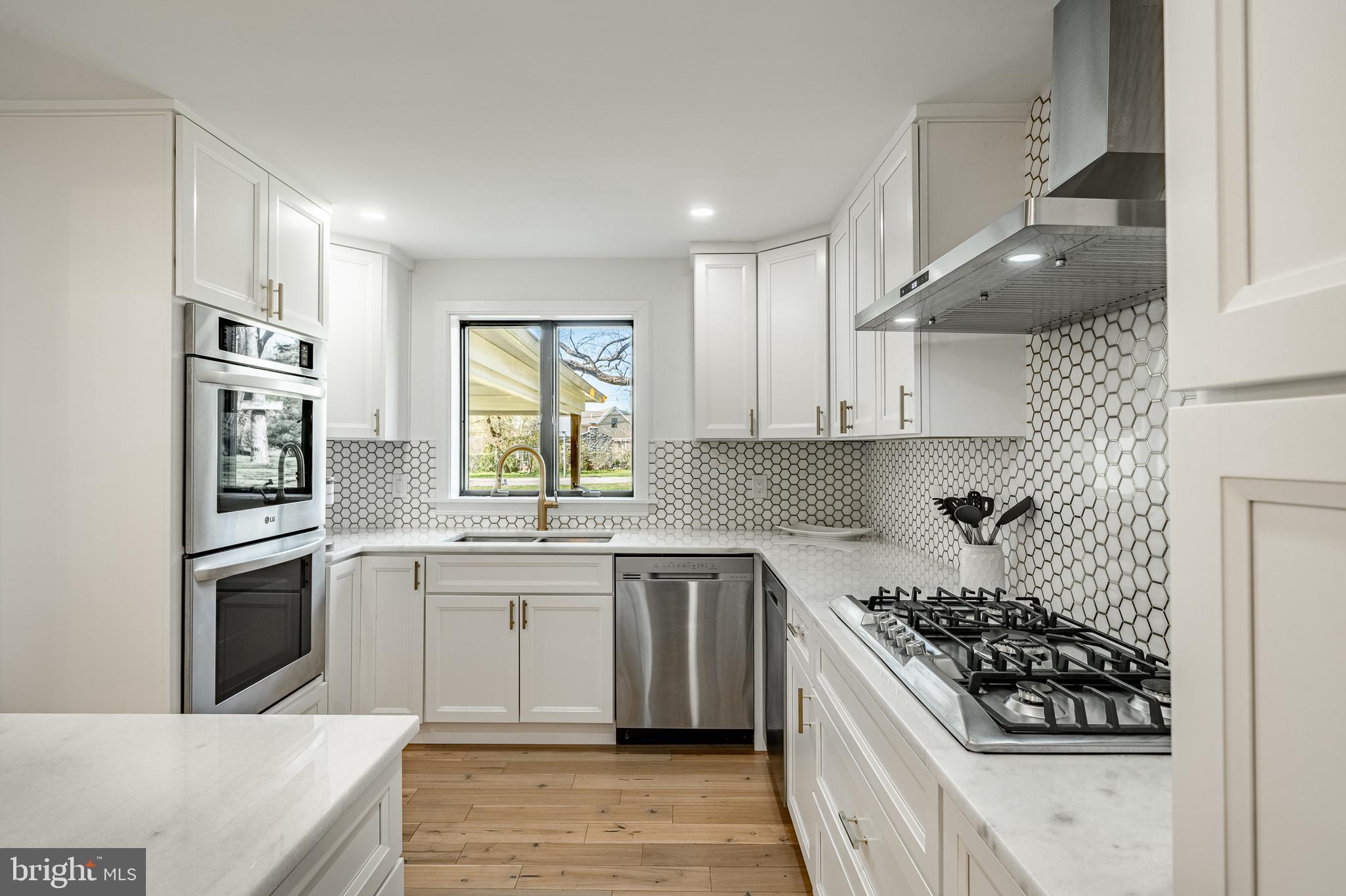 466 Barclay Road Bryn Mawr, PA 19010 - Photo 8 of 62 Kitchen