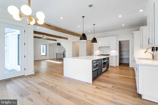 $2,895,000 | 324 Tapawingo Road Southeast, Vienna, VA 22180