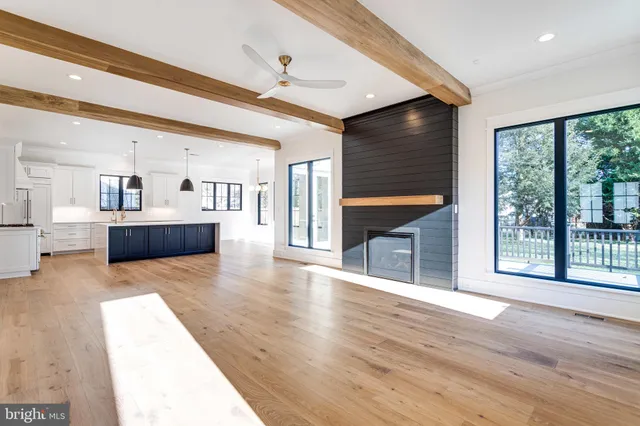 $2,895,000 | 324 Tapawingo Road Southeast, Vienna, VA 22180