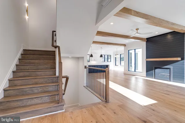 $2,895,000 | 324 Tapawingo Road Southeast, Vienna, VA 22180