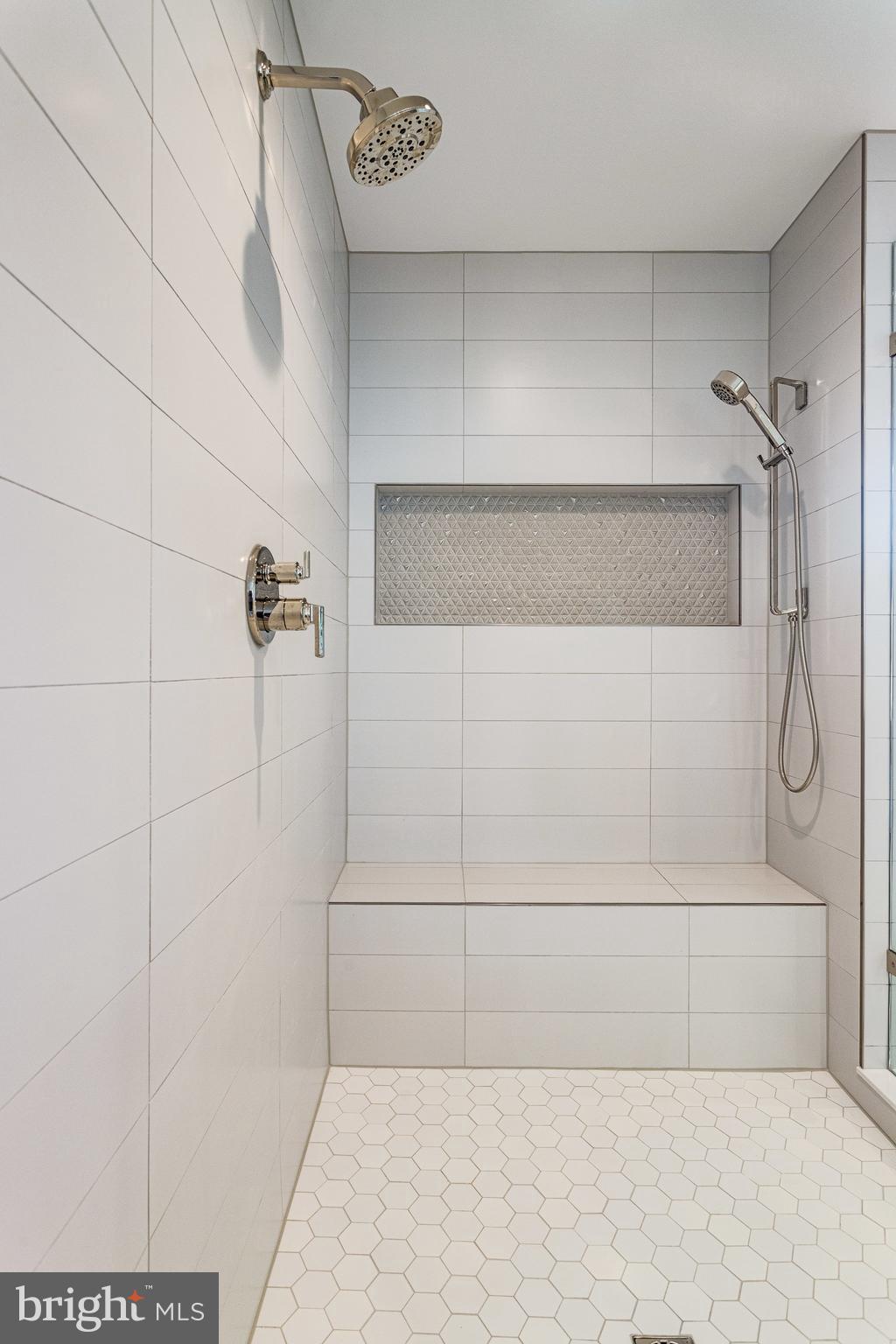 324 Tapawingo Road Southeast Vienna, VA 22180 - Photo 25 of 35