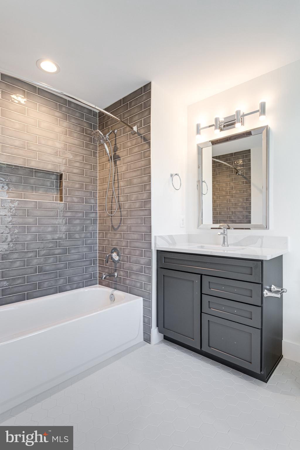 324 Tapawingo Road Southeast Vienna, VA 22180 - Photo 29 of 35