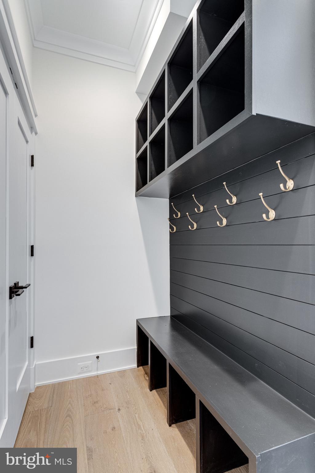 324 Tapawingo Road Southeast Vienna, VA 22180 - Photo 31 of 35