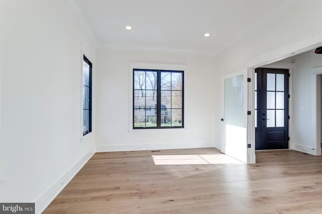 $2,895,000 | 324 Tapawingo Road Southeast, Vienna, VA 22180