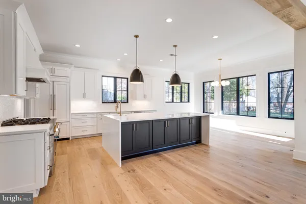 $2,995,000 | 324 Tapawingo Road Southeast, Vienna, VA 22180