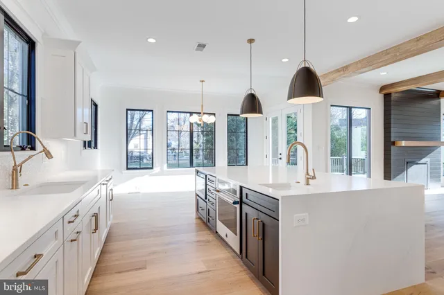 $2,895,000 | 324 Tapawingo Road Southeast, Vienna, VA 22180