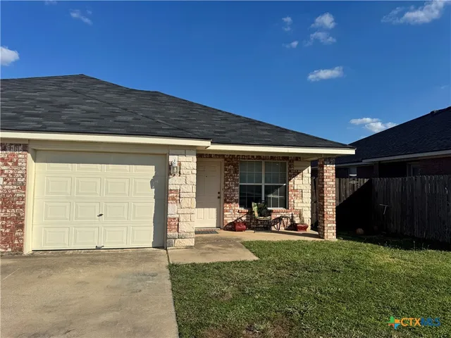 $329,000 | 1504 Golden Eagle Court, Killeen, TX 76549