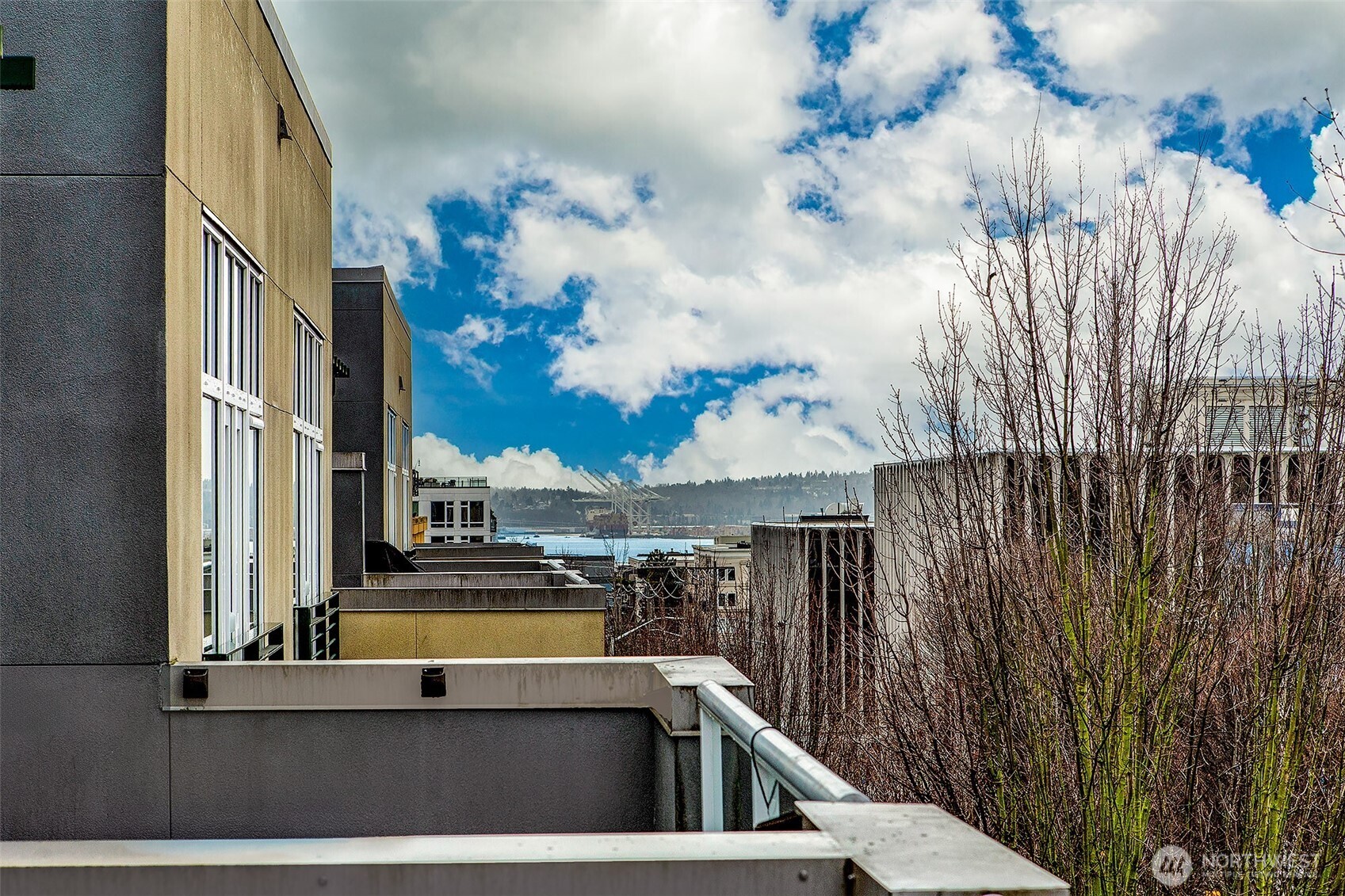 17 West Mercer Street, Unit 302 Seattle, WA 98119 - Photo 8 of 28 a view of a balcony