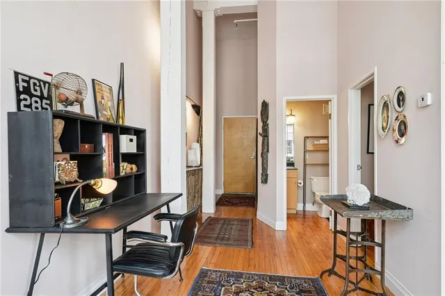 $2,800 | 920 Poeyfarre Street, Unit 207, New Orleans, LA 70130