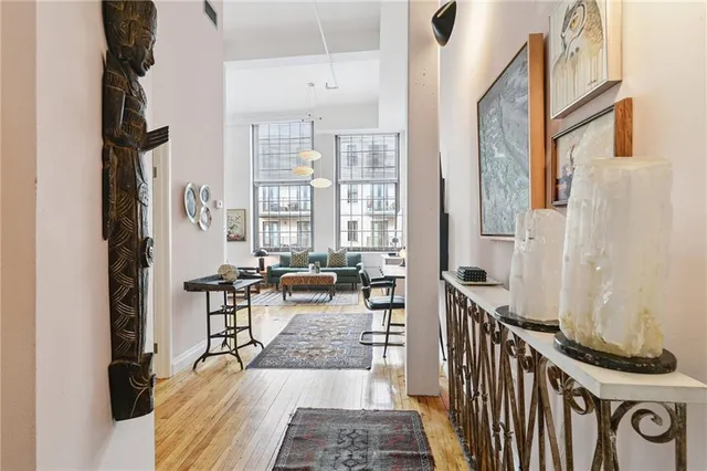 $2,800 | 920 Poeyfarre Street, Unit 207, New Orleans, LA 70130