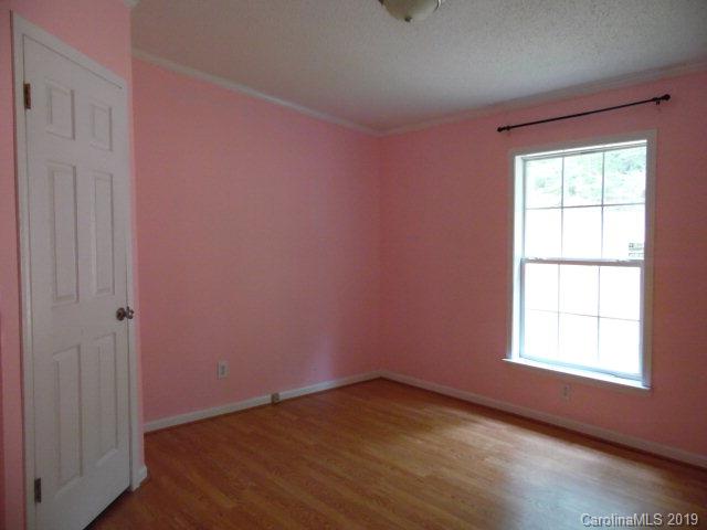 488 Open Valley Road Marion, NC 28752 - Photo 11 of 12 Gallery Image 11