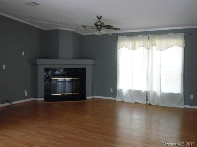 488 Open Valley Road Marion, NC 28752 - Photo 4 of 12 Gallery Image 4