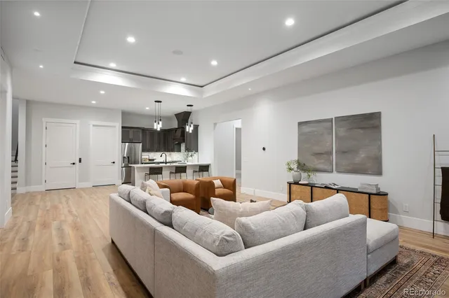 a view of entryway front of house