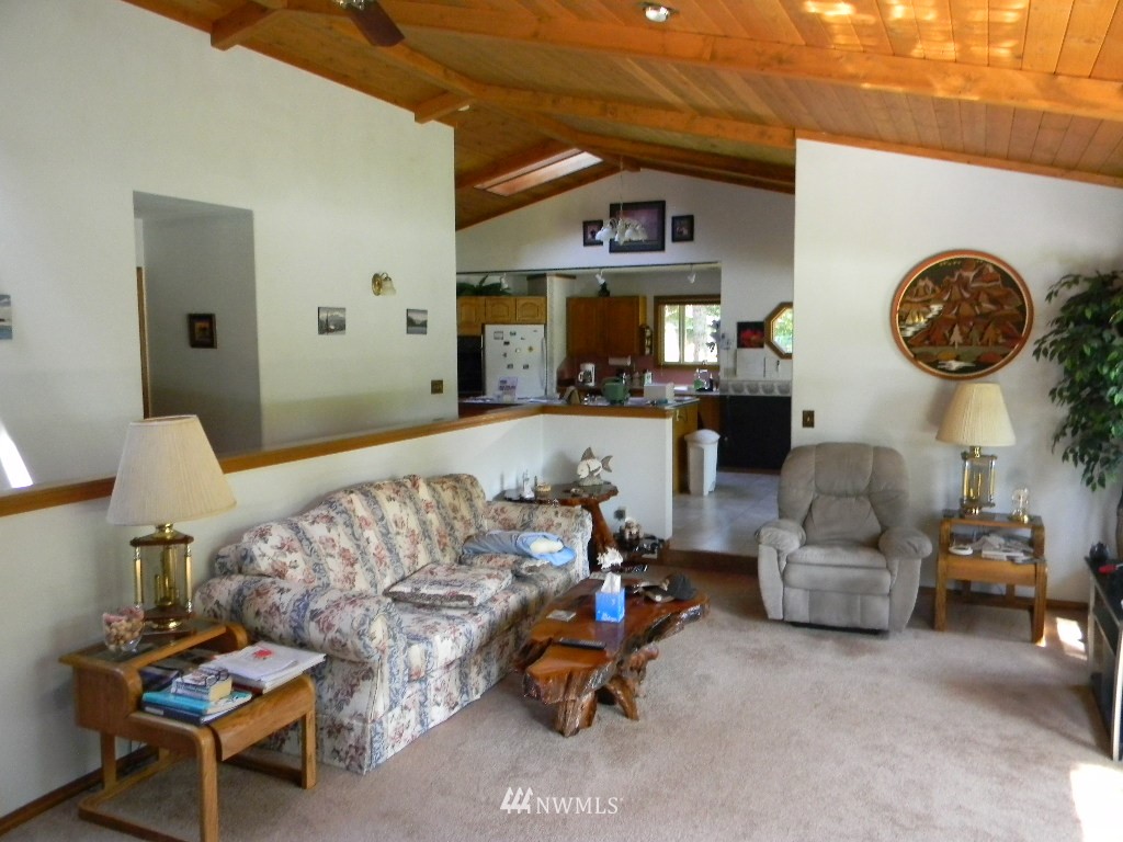 12425 Reiner Road Monroe, WA 98272 - Photo 11 of 25