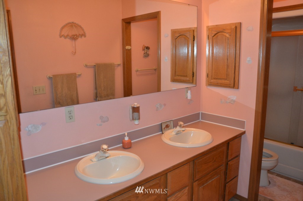 12425 Reiner Road Monroe, WA 98272 - Photo 15 of 25