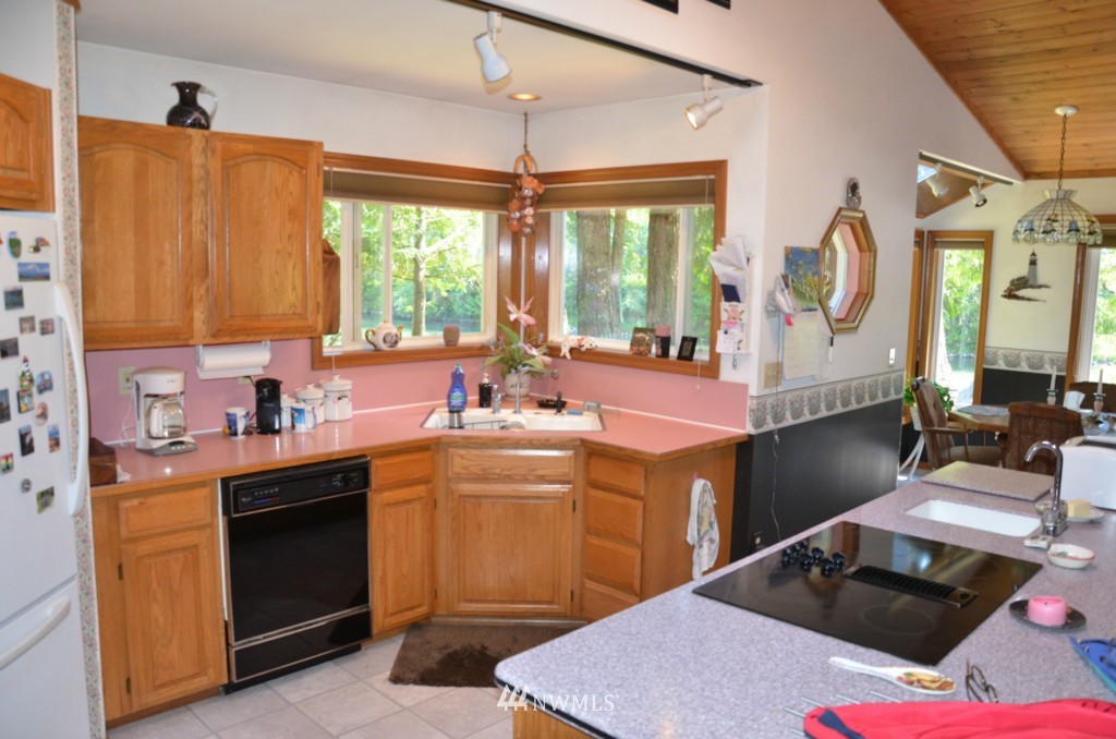 12425 Reiner Road Monroe, WA 98272 - Photo 6 of 25