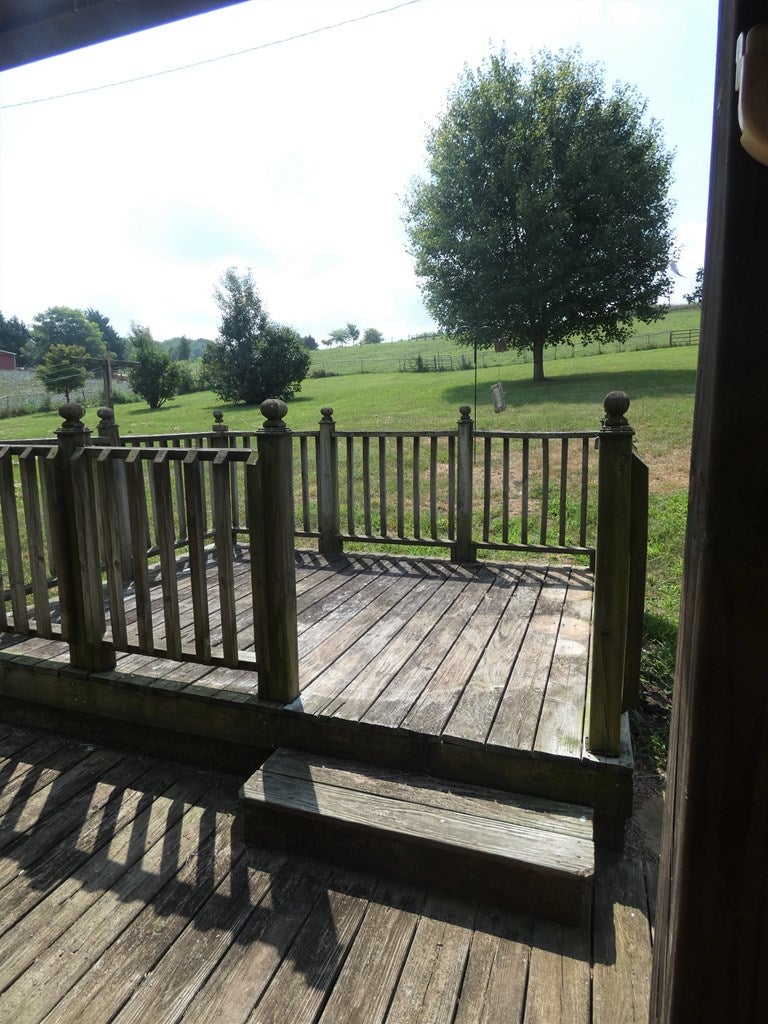 2936 Cedar Springs Road Sugar Grove, VA 24375 - Photo 31 of 47 Gallery Image 31