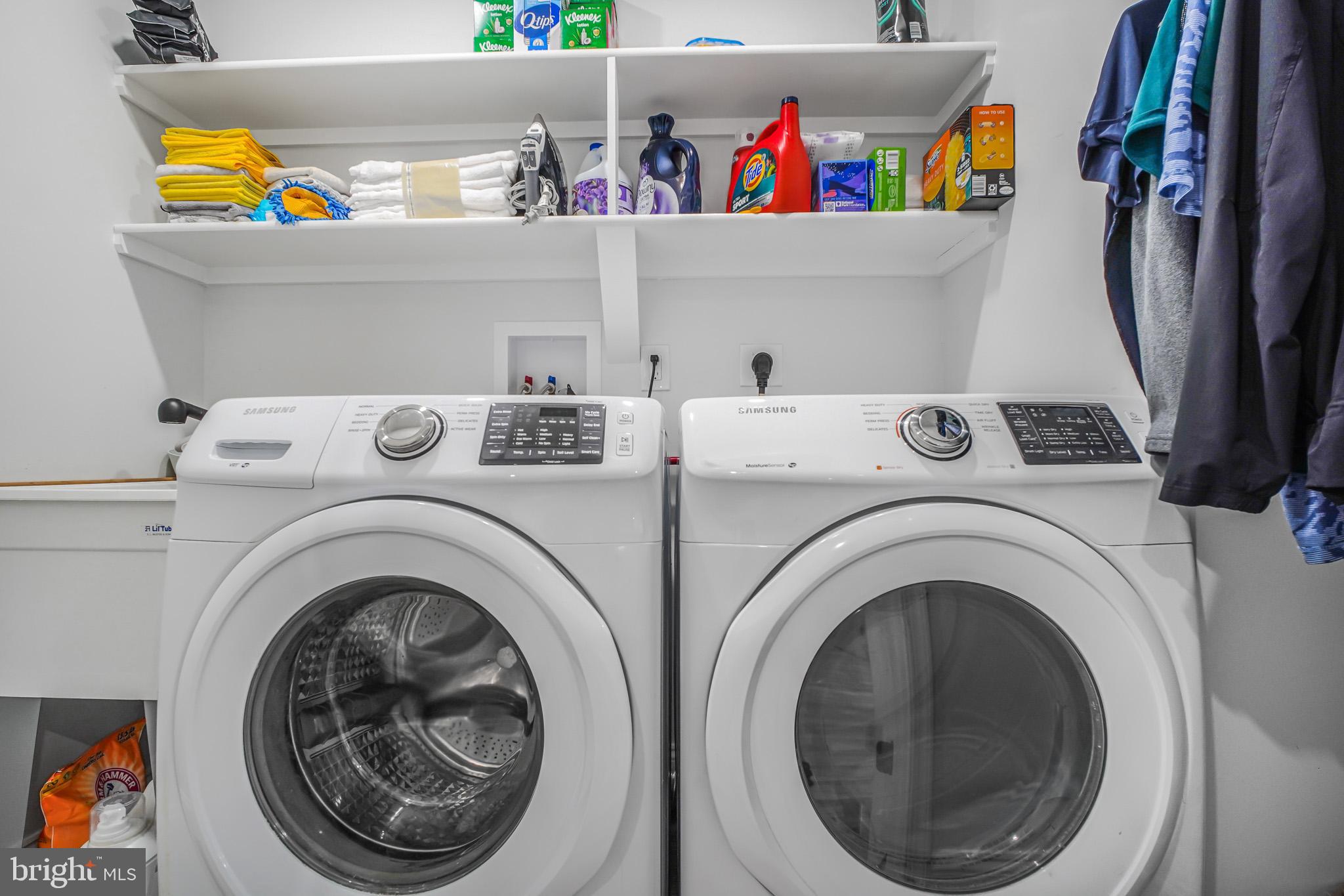 8227 Frye Road Alexandria, VA 22309 - Photo 31 of 45 a utility room with dryer and washer